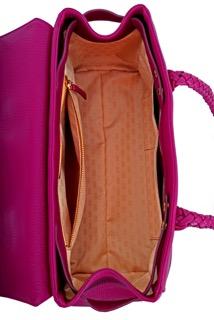 Handtasche Ashley Couture von diboni in lila wird aus italienischem Leder in Handarbeit in einer deutschen Manufaktur hergestellt.