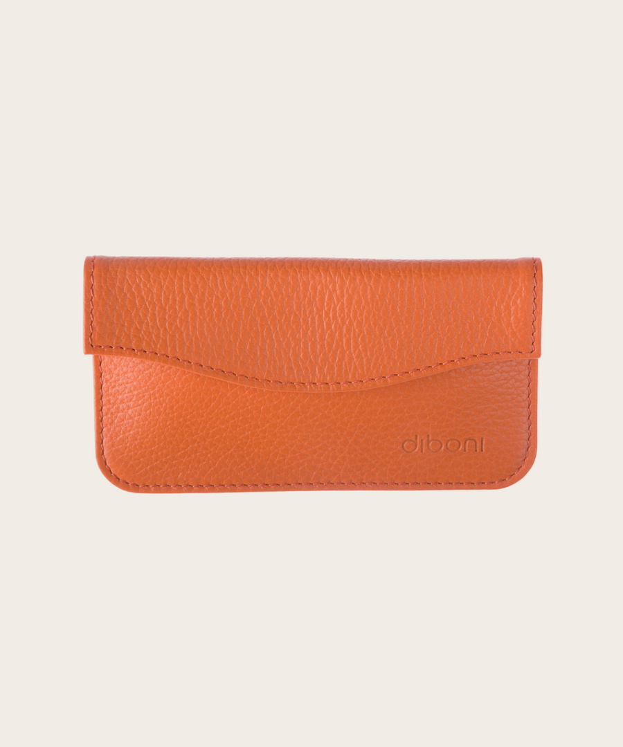 Etui Caddy von Diboni in orange aus italienischem Leder in Handarbeit in einer deutschen Manufaktur hergestellt.