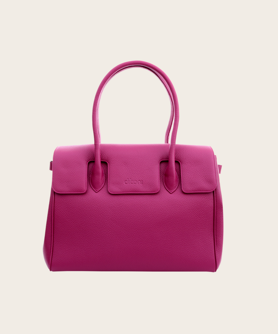 Handtasche und Schultertasche Madison Couture von diboni in lila wird aus italienischem Leder in Handarbeit in einer deutschen Manufaktur hergestellt.