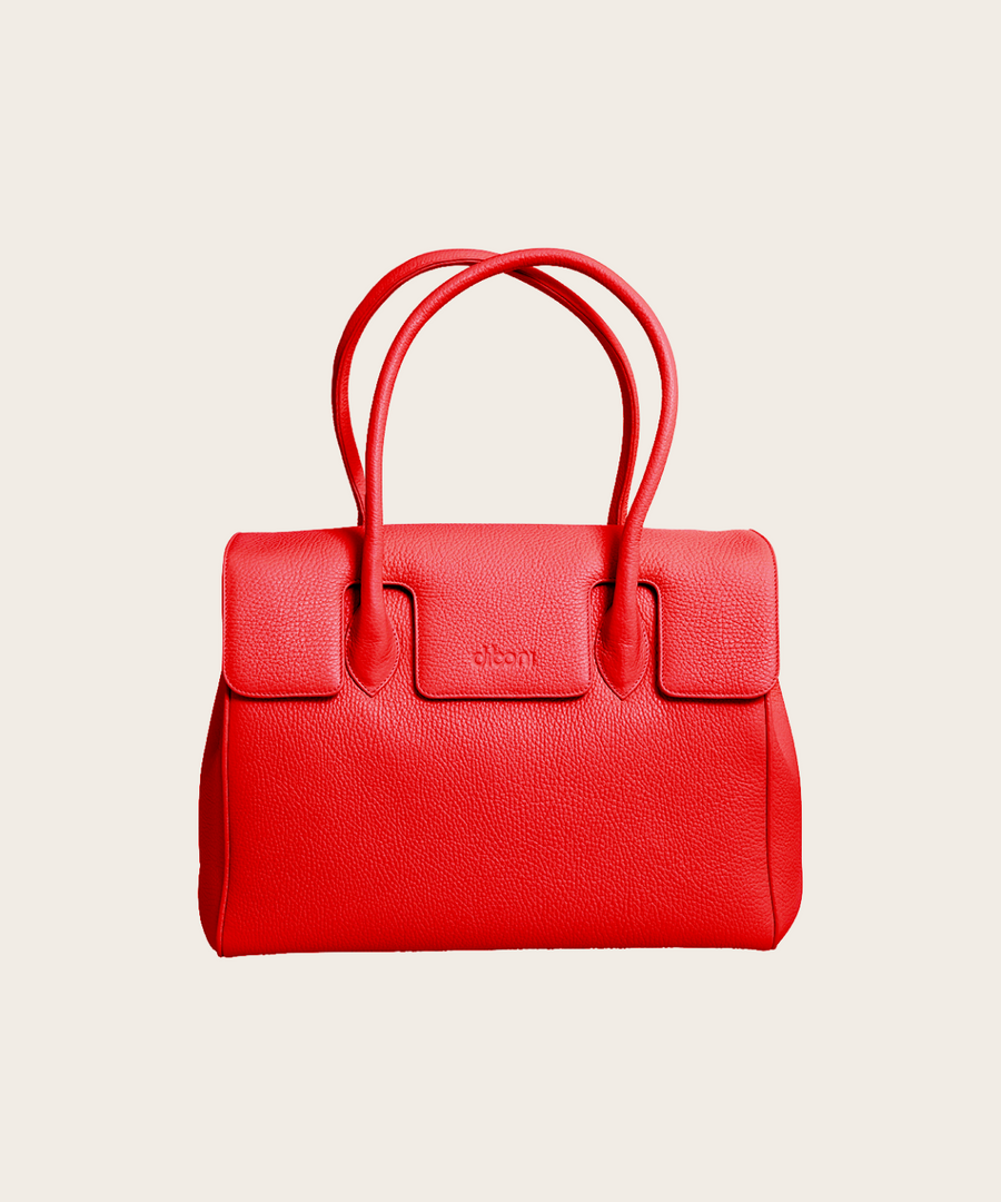 Handtasche und Schultertasche Madison Couture von diboni in rot wird aus italienischem Leder in Handarbeit in einer deutschen Manufaktur hergestellt.