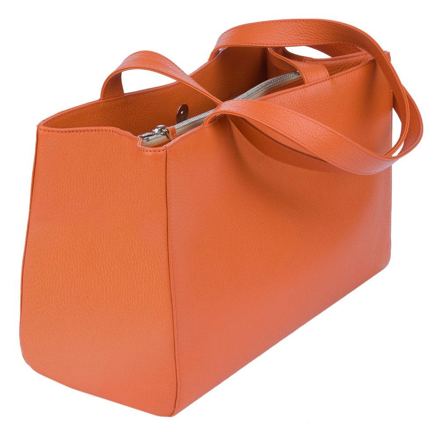 Handtasche Annabelle Couture von diboni in orange wird aus italienischem Leder in Handarbeit in einer deutschen Manufaktur hergestellt.